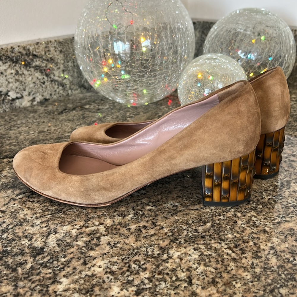 Gucci Suede Dahlia Bamboo Heels - Picture 5 of 14